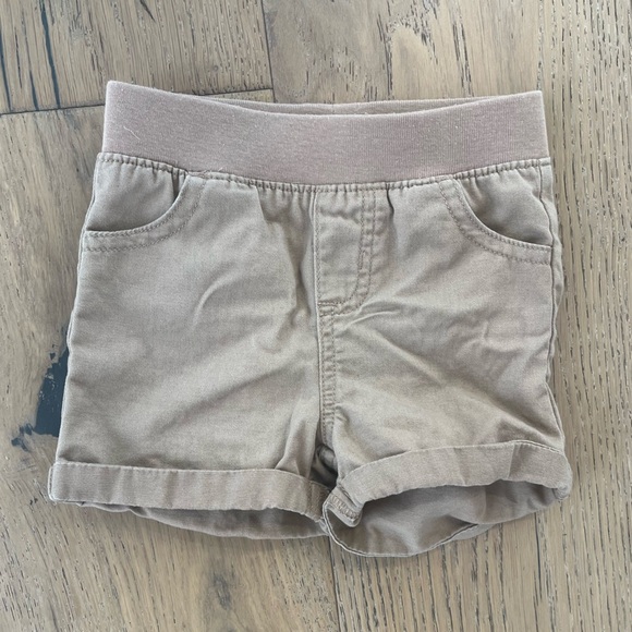 Baby Boy 6-9 months Khaki Shorts Tan Brown Summer Prep Garanimals - Picture 1 of 3